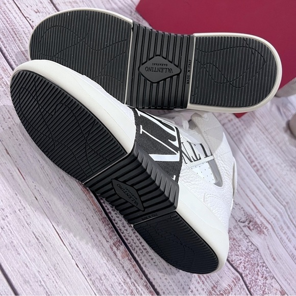 Valentino Garavani VLTN High Top Sneakers - Picture 12 of 15